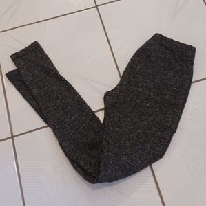 $4 Add-on Grayish Black Heathered Leggings - Size Small (Girl)